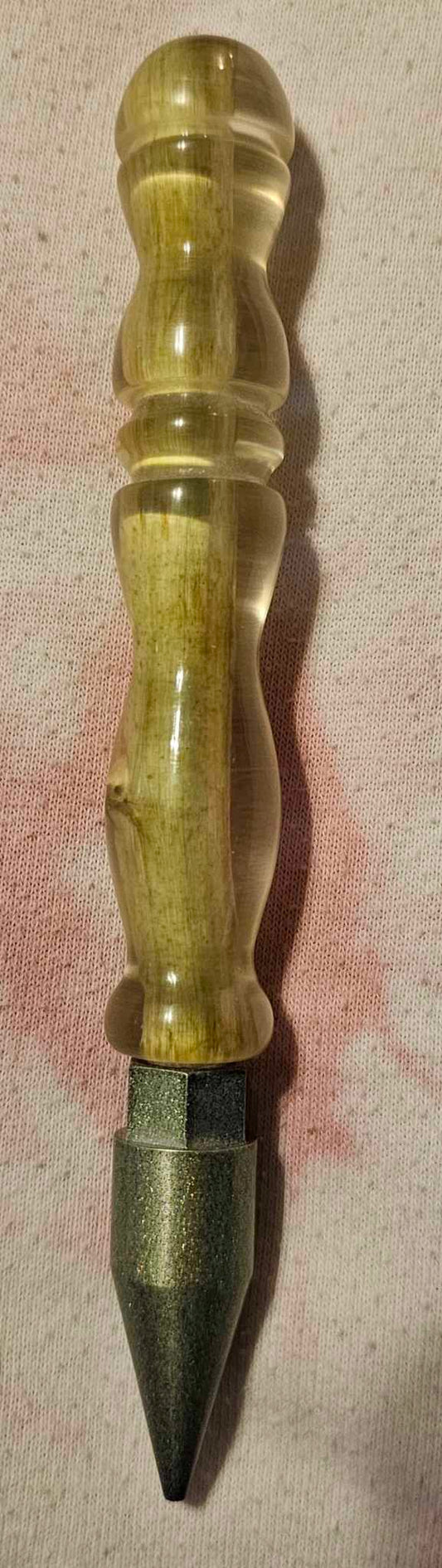 Hemp Stem (Pre-Turned) 6 inch with tip. Pictured Tip is for reference only
