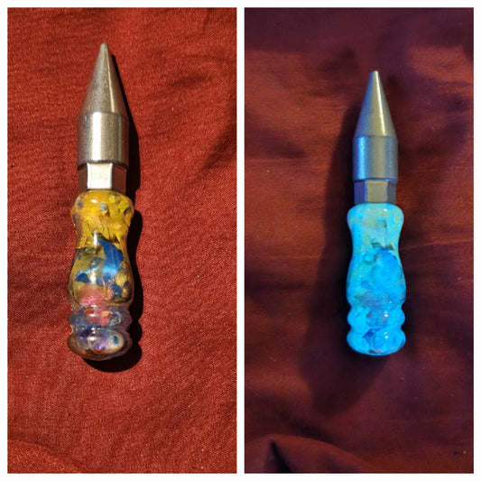 Glow in the Dark. 4inch in total length with tip. Pre-Turned. Pictured Tip is for reference only