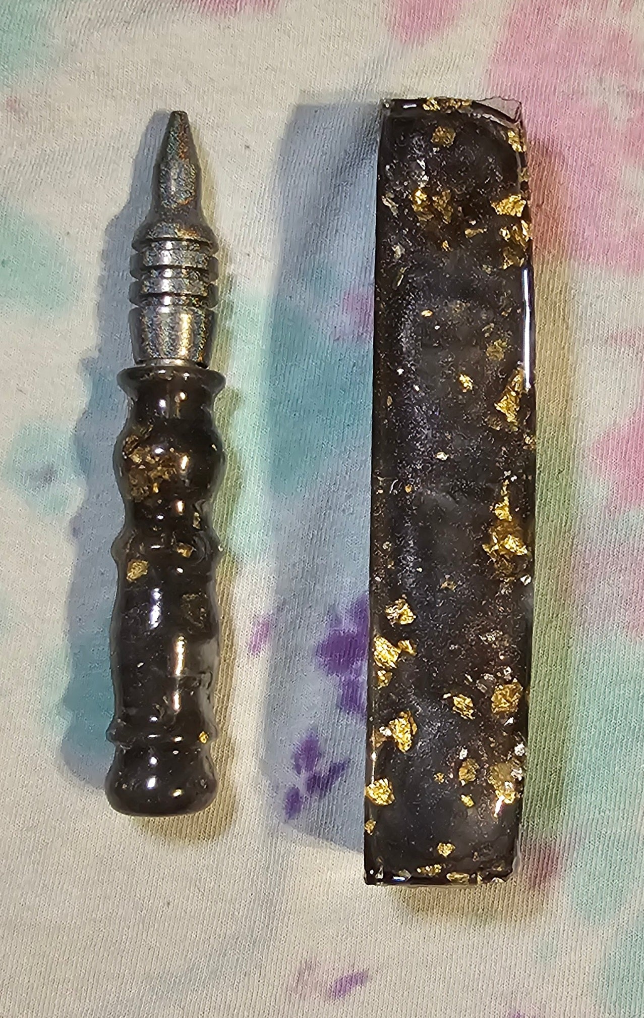 Pen Pictured is for reference only Black Flake