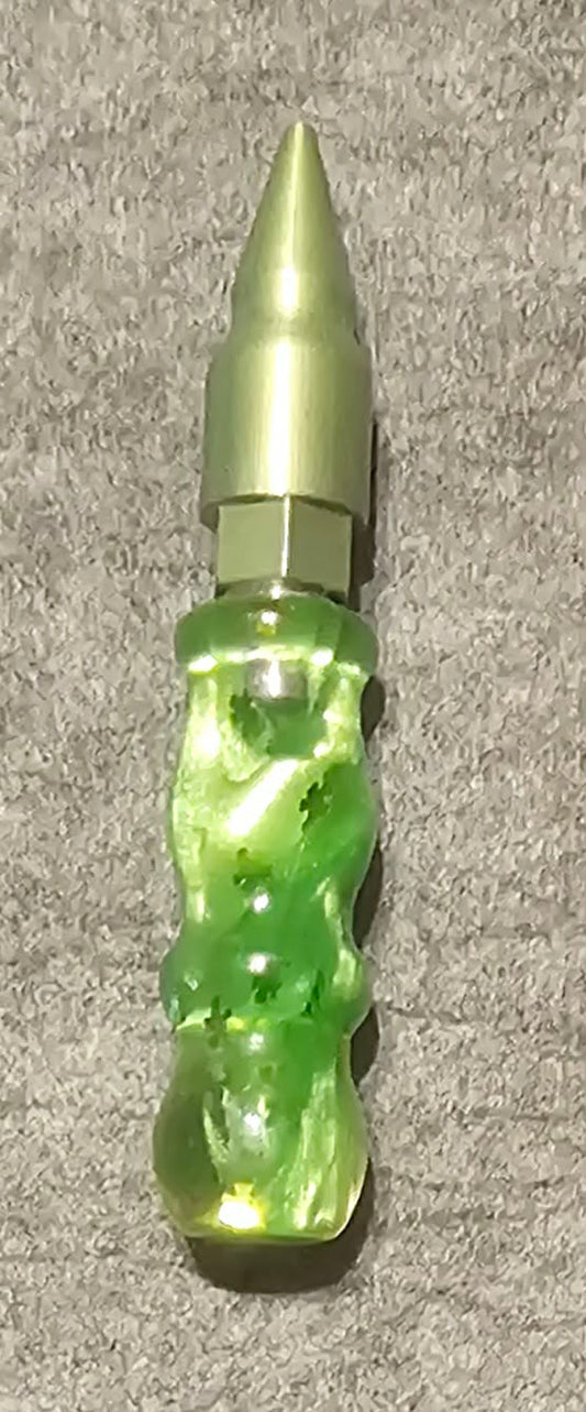 Lucky (Shamrock) Regular Grip 4.25 Total inches