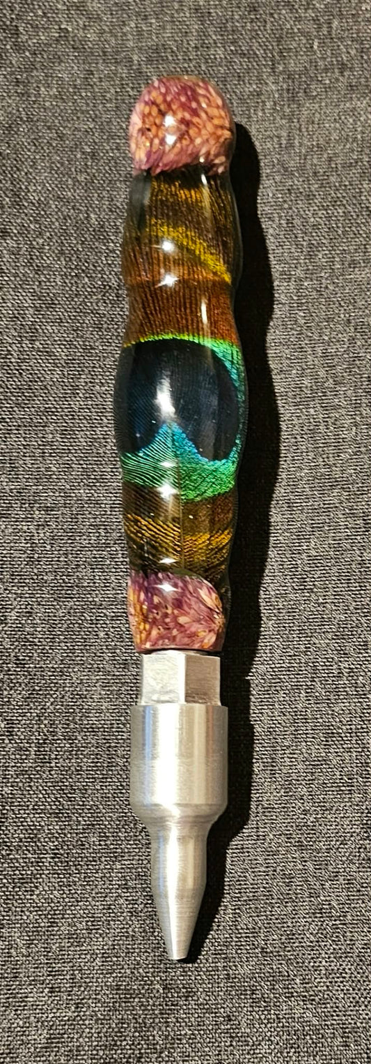 Peacock Feather 5.75 Total Inches Regular Grip